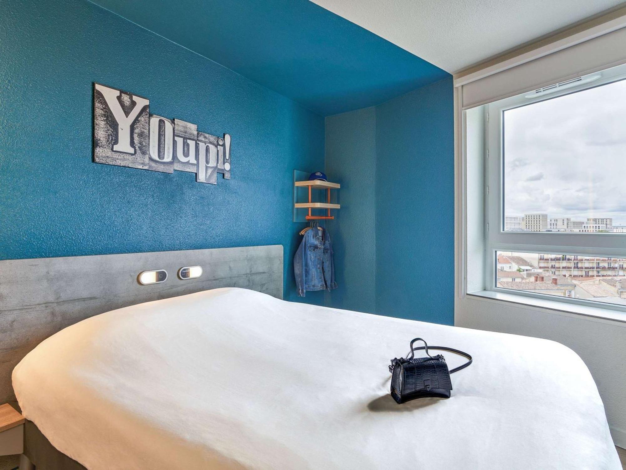 ไอบิส บัดเจ็ต บอร์โด ซองทร์ การ์ แซ็งฌ็อง Hotel ภายนอก รูปภาพ